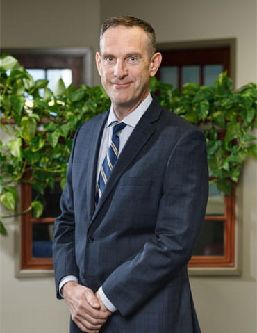 Headshot of Glenn Fischer